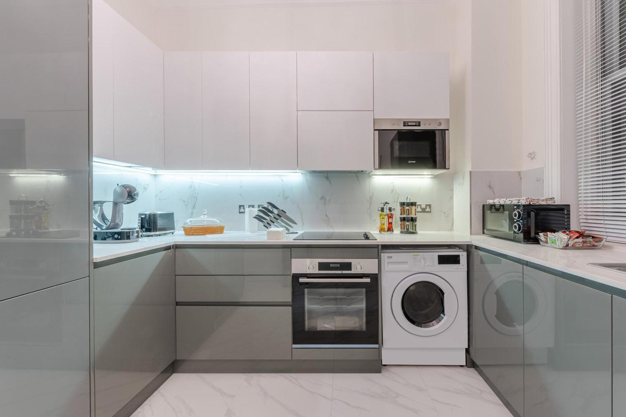5h Modern Elegance 1-bedroom Living In Apartamento *